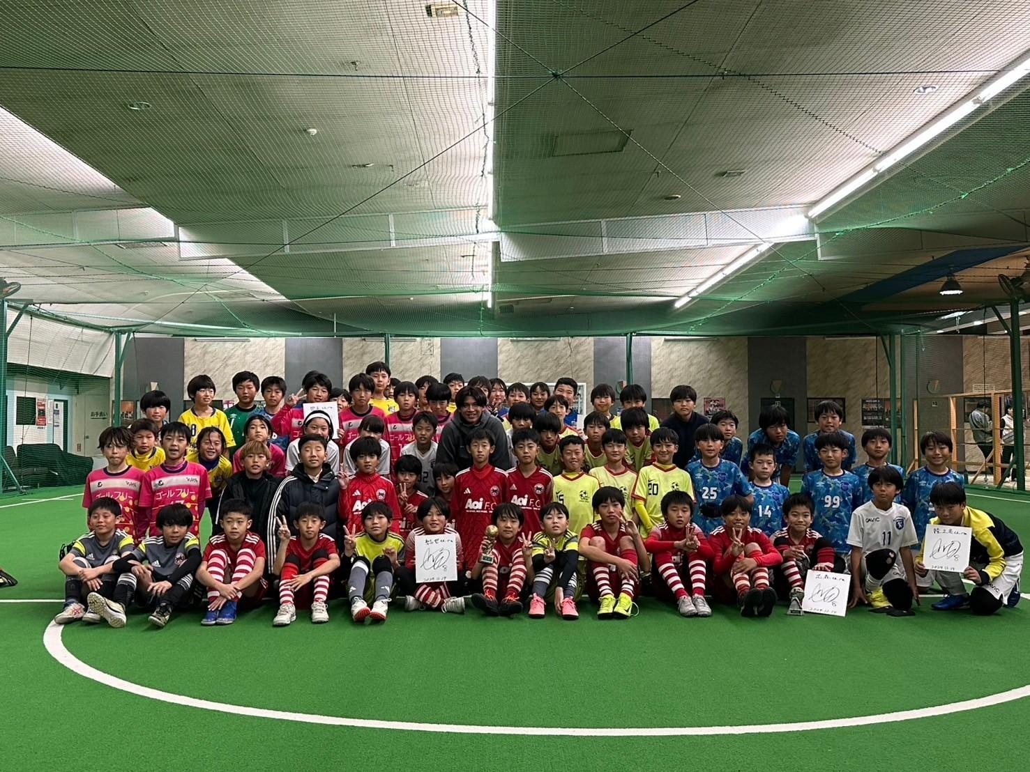 LINE_ALBUM_2024年12月14日荒木選手　少年サッカーコラボアクティビティ_241216_11_0